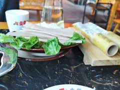 -憨孃孃·重庆老火锅(红山黑金店)