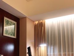 -广州白云机场雅高铂尔曼大酒店