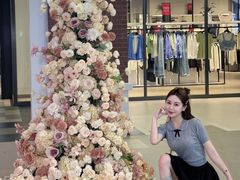 -王府井奥莱棋盘山小镇