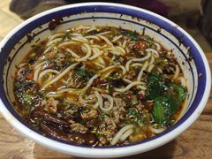 -云阿蛮云南生烫牛肉米线(奉贤路店)