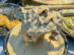 -洞庭洲·防空洞火锅·铜锅涮肉·烧烤(新百广场店)