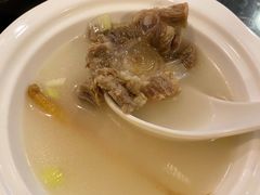 牛尾汤-桃园中华料理炸酱面(燕儿岛路店)