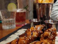 蜜糖甜辣炸鸡翅-FAT COW(虹梅路店)