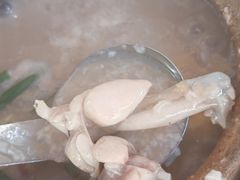 -长城砂煲田鸡粥