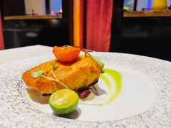 -YUE·6·西式融合餐厅(外滩六号店)