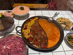 -旧街市鲜货老火锅(大光路店)