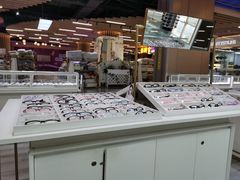 -医视康眼镜超市(新天地店)