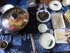 -弘烨 贵州酸汤 鱼火锅(东财店)