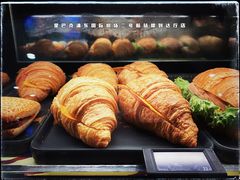 -星巴克(浦东机场T2到达店)