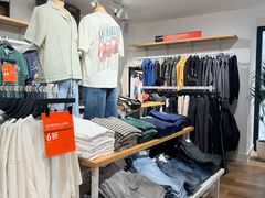 -Hollister(天环广场店)