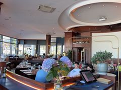 -MONICH牛排融合餐厅(和义大道购物中心店)