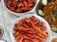 -丹水桥地锅鱼·翘嘴鲌·地方特色全鱼宴(丹江口大坝店)