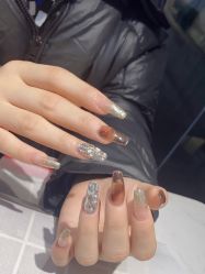 -UGIRL有个美甲