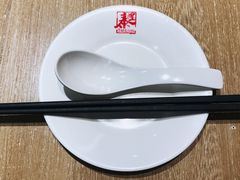 餐具摆设-泰煌鸡·上海白斩鸡·鸡汤面(鹤庆店)