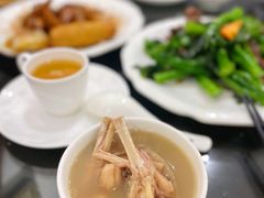 莲藕鸡脚汤（明火例汤）-文记壹心鸡(宝华路店)