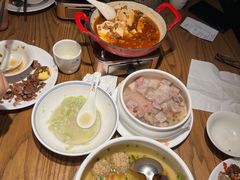 -爱碗亭·鲜炒湖南菜(壹城中心店)