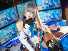 -米游妙妙屋cosplay换装自拍摄影体验馆