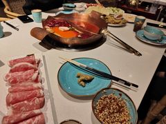 -墨居上隐·院子里火锅(峨眉店)