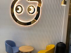 用餐区-CoCo都可(昆百大店)