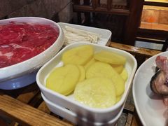 -快活林酸汤鱼鲜品火锅店(甲秀楼店)