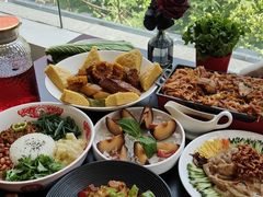 -红东阁东北菜烤肉酒馆(CROSS万象汇店)