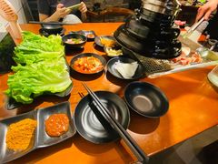-肉甲韩国木炭烤肉(新壹街1店)