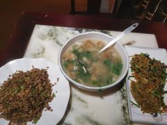 -蔼若春.传承三十年云南菜(金碧公园店)