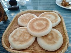 -自游人·美食一楼