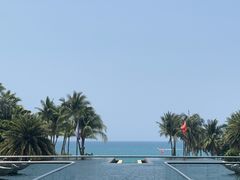 -亚龙湾喜来登·美景台大堂吧
