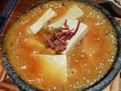 咕嘟肉沫包浆豆腐-云海肴·汽锅鸡·云南菜(美罗城店)