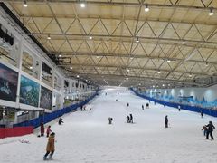 -乔波室内滑雪场