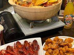 -聚汇三少·龙虾·中餐厅(莫邪路新天地店)