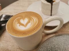 -玲婧胡同·生日蛋糕·餐厅(嘉里城店)