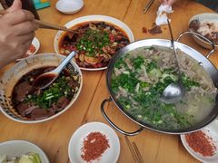 -杨三娘跷脚牛肉(羊子山西路店)