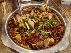 -乡土特色.冷锅鱼.牦牛肉汤锅