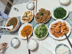 -乐禧母婴全自营月嫂(宝山店)