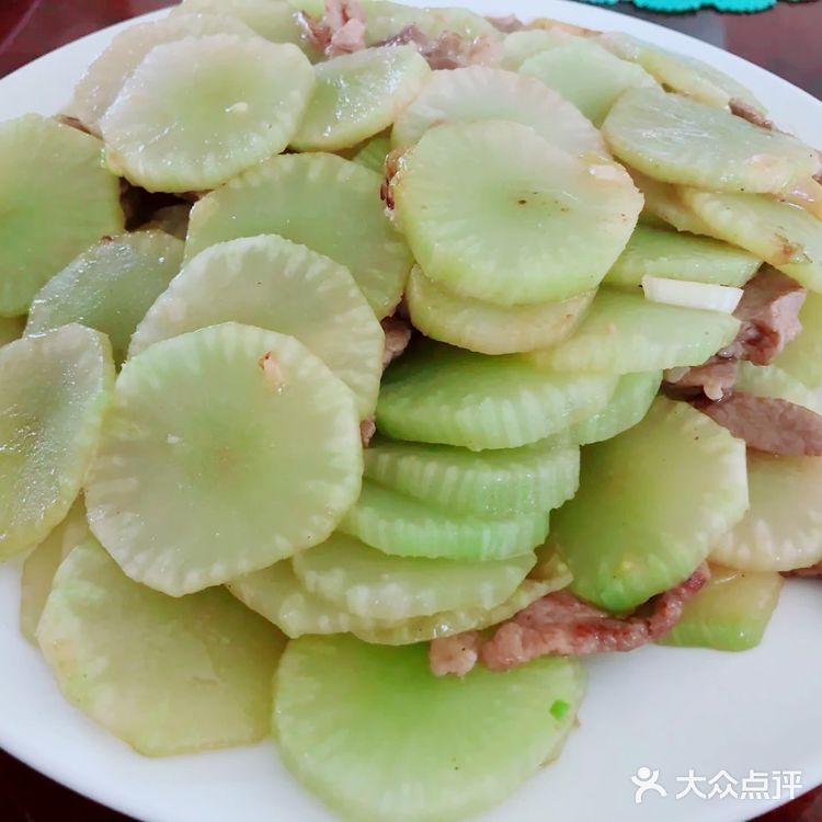 荤素搭配三步走快手菜之【青笋炒肉】