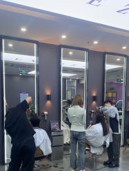 -藤野造型烫染·漂发