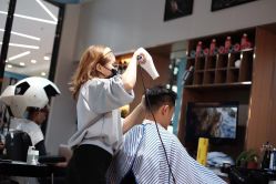 -CUTMAN男士理发
