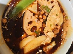 -双流老妈兔头(荟聚店)