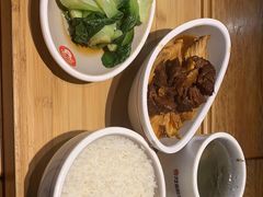 -72街红烧排骨饭(海珠丽影广场店)