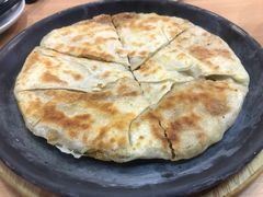 千层牛肉饼-宏状元现熬粥·京味菜(黄寺大街店)