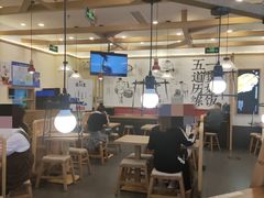 就餐区-煲仔皇腊味煲仔饭(经四万达店)