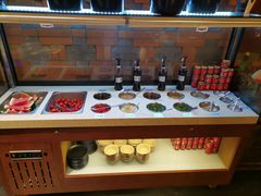 自助调料区-小龙坎火锅(总店)