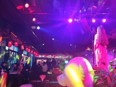 -喜鹊音乐酒馆(西街店)