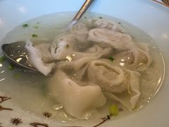 刀鱼馄饨-孔庆璞河豚馆(白玉兰酒店)