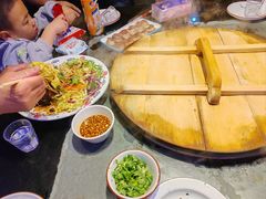 -鱼窝棚柴火铁锅炖(富山屯店)