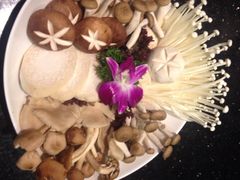 菌类拼盘-新花城蟹粉馆(乌鲁木齐店)