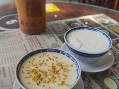-周大娘牛乳(旧寨古村总店)