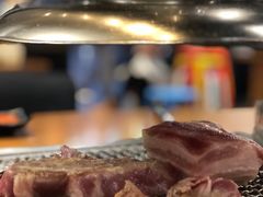 -肉甲韩国木炭烤肉(新壹街1店)